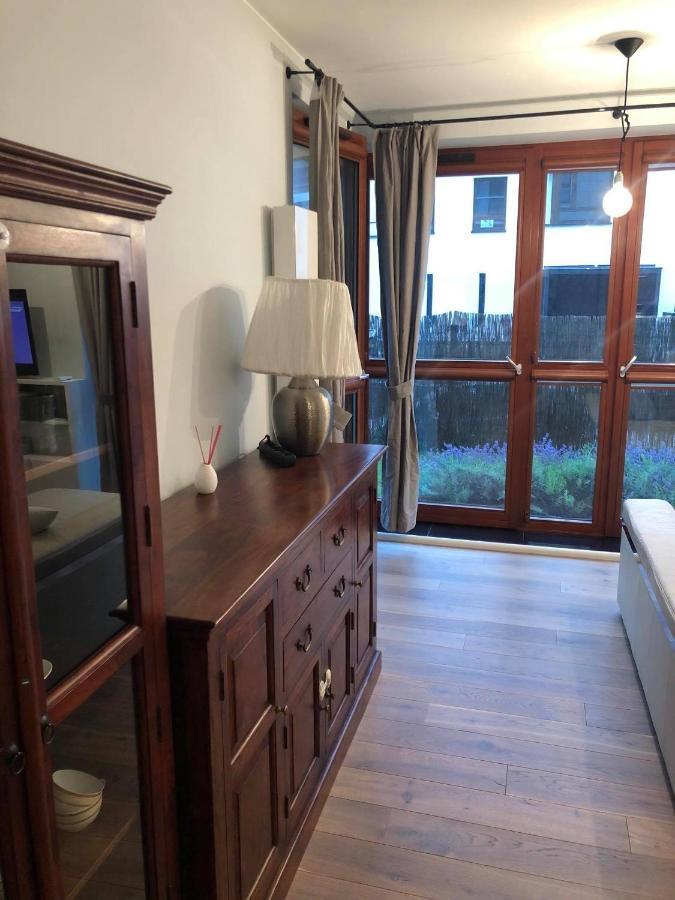 Blekitny Apartament - Wilanow Warschau Buitenkant foto